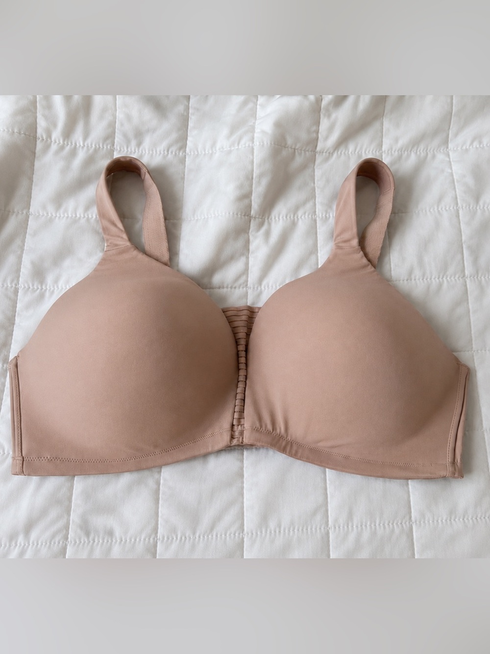 Breezies Lazy Day Seamless Wirefree Contour Support Bra 42DDD New A724111